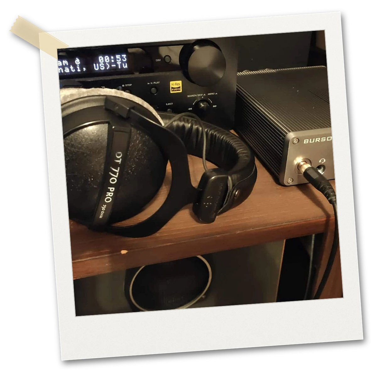 Oleg Burson Funk with Heco Victa Prime 202 and Piega TMicro 40 AMT